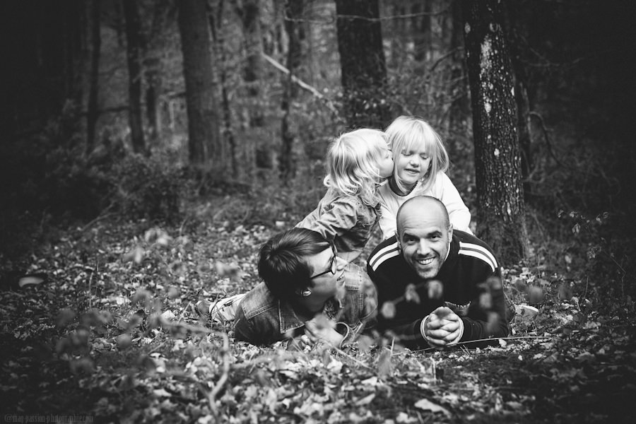 PHOTOGRAPHE ENFANT | SEANCE ENFANT EN FORET | LA FAMILLE O | LOIRE & HAUTE-LOIRE